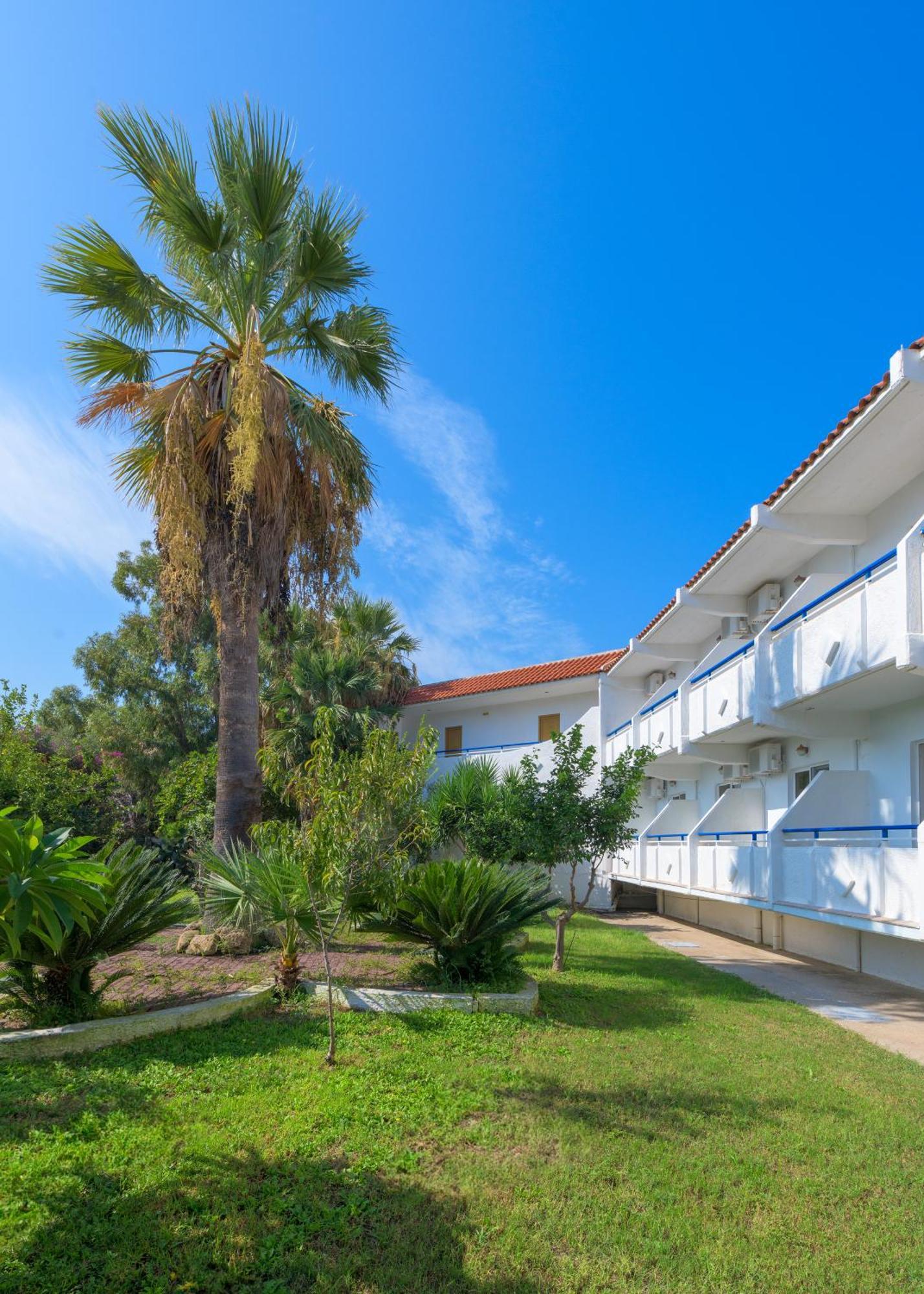 Nirvana Beach Hotel Theologos  Exterior photo
